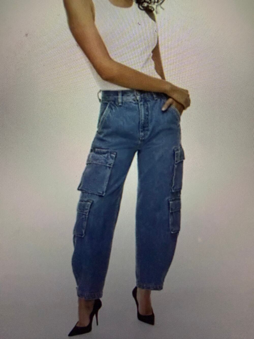 Denim Forum (Aritzia) The 90’s Millie Hi-Rise Cargo Jeans Size 31